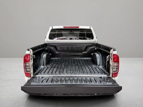 2021-nissan-np300-navara-2-5-s-1p2605-slide-thumbnail-6