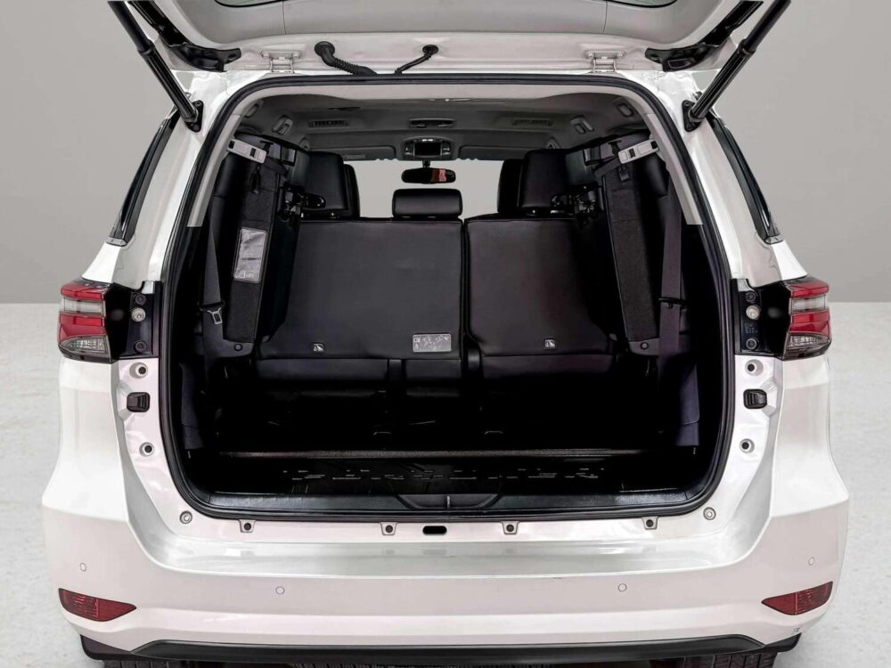 2021 TOYOTA FORTUNER 2.4 V [1D0018] - 6