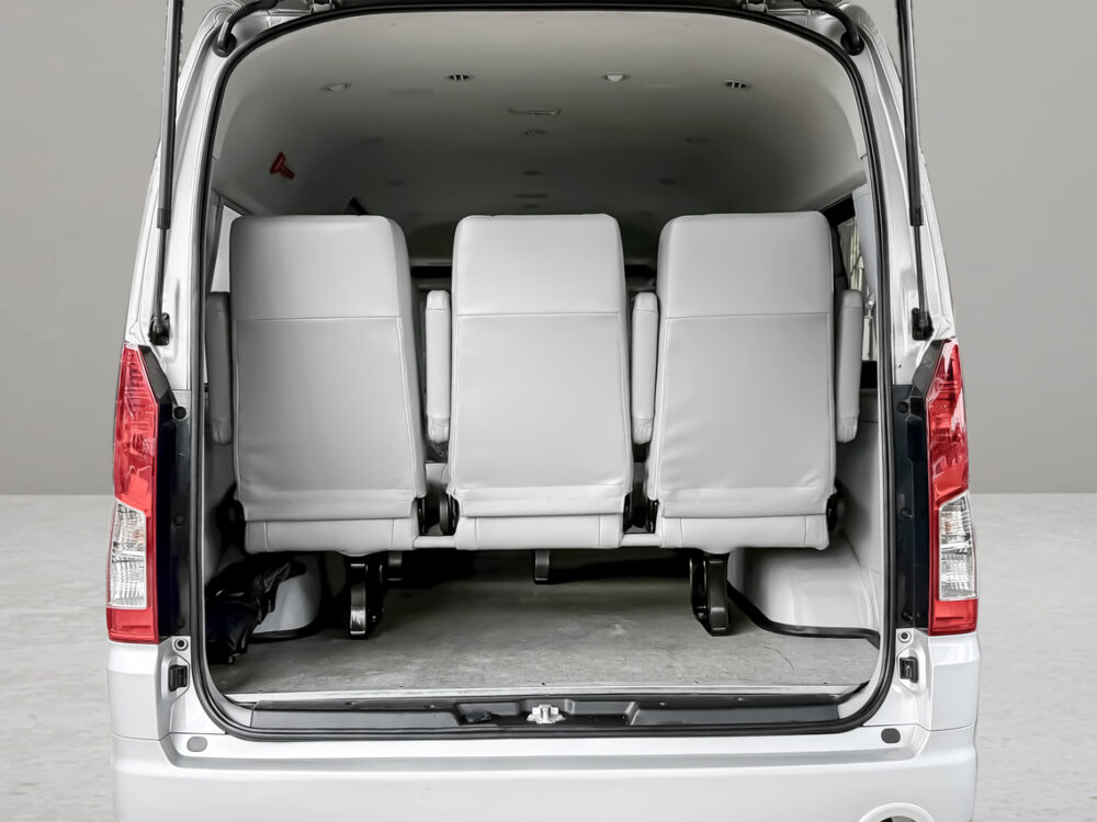 2020 TOYOTA COMMUTER 2.8 [1P2260] - 7