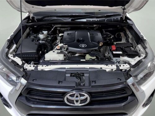 2021-toyota-hilux-revo-2-4-z-edition-entry-1p2553-slide-thumbnail-7