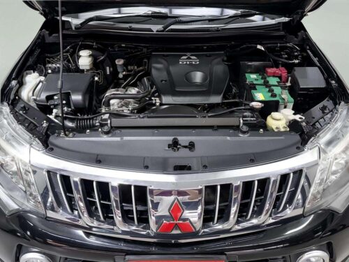 2017-mitsubishi-triton-2-4-gls-limited-plus-1s1263v-slide-thumbnail-5