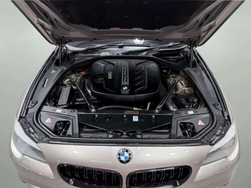 2015-bmw-520d-2-0-1p2542v-slide-thumbnail-8