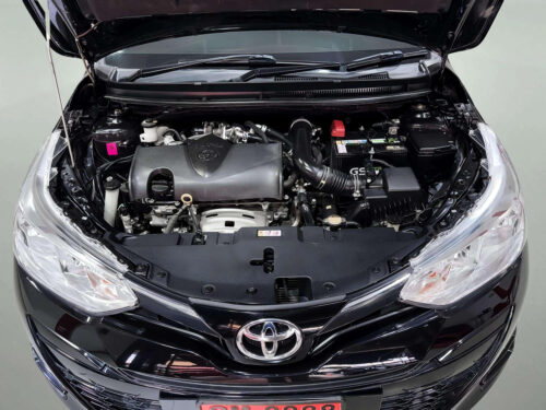 2020-toyota-yaris-1-2-mid-1t0014-slide-thumbnail-7