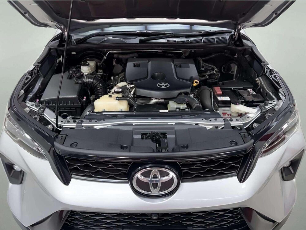 2023 TOYOTA FORTUNER 2.4 V LEADER [1P2571] - 8