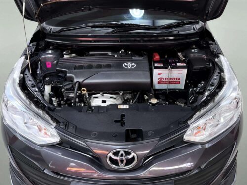 2019-toyota-yaris-ativ-1-2-j-1t0009-slide-thumbnail-7