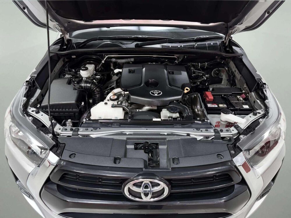 2021 TOYOTA HILUX REVO 2.4 Z EDITION MID [1D0032] - 8