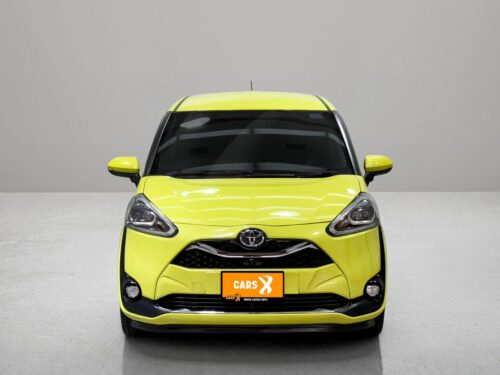 2020-toyota-sienta-1-5-v-1t0021v-slide-thumbnail-1