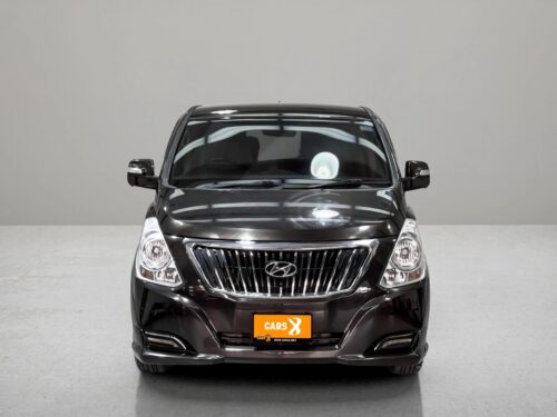 2017-hyundai-h-1-2-5-deluxe-1c0059v-slide-thumbnail-1