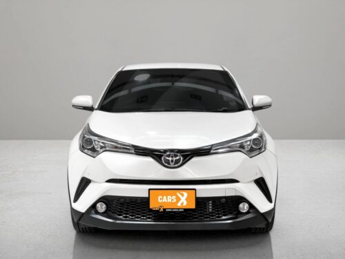 2018-toyota-c-hr-1-8-mid-1s1310-slide-thumbnail-1