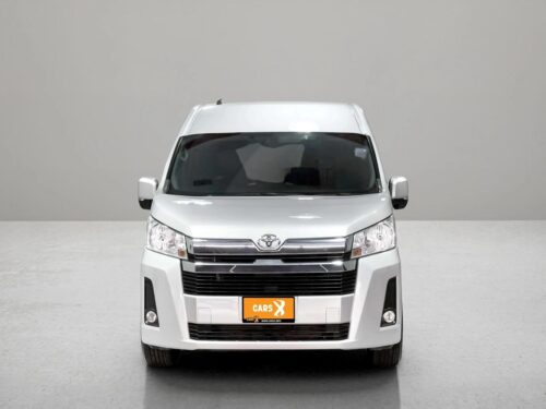 2020-toyota-commuter-2-8-1t0001-slide-thumbnail-1