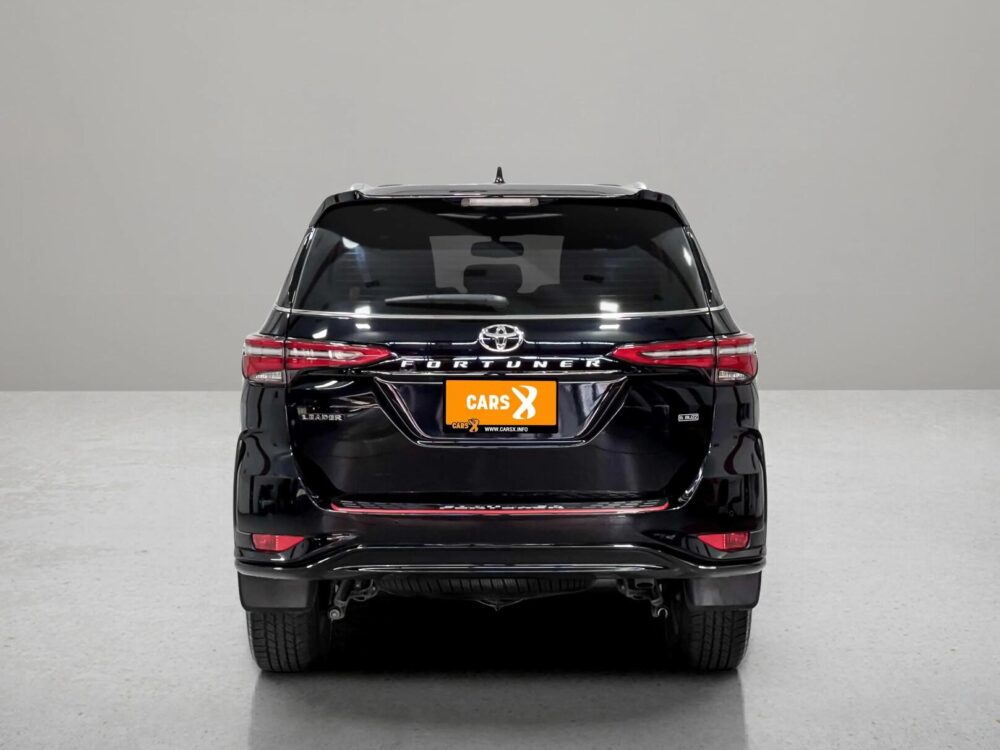 2024 TOYOTA FORTUNER 2.4 LEADER V [1N0056] - 2