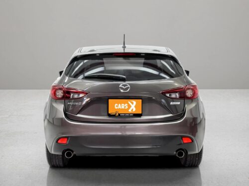 2015-mazda-3-2-0-c-sports-1t0025v-slide-thumbnail-2