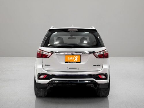 2019-isuzu-mu-x-1-9-the-onyx-1p2594v-slide-thumbnail-2