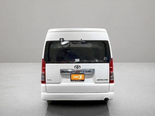 2020-toyota-commuter-2-8-1p2528-slide-thumbnail-2