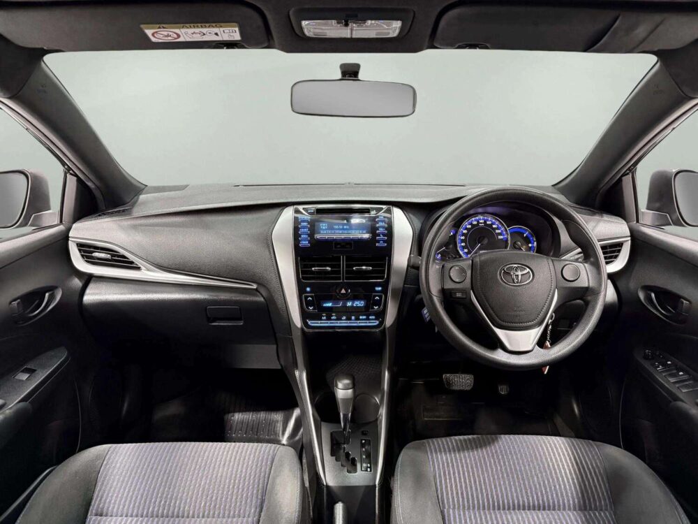 2018 TOYOTA YARIS 1.2 E  [1N0076] - 5