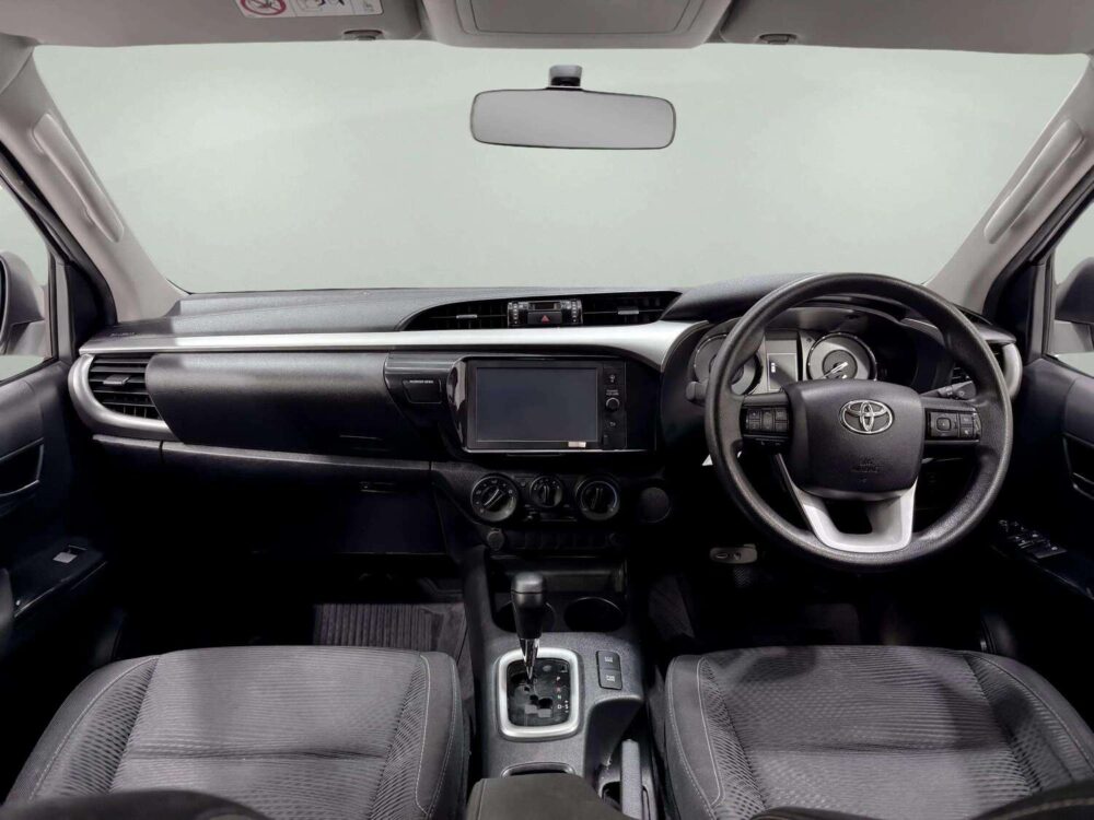 2020 TOYOTA HILUX REVO 2.4 PRERUNNER ENTRY SMART CAB  [1N0063] - 5