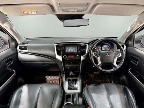 2019-mitsubishi-triton-2-4-gt-premium-plus-1n0066-slide-thumbnail-4
