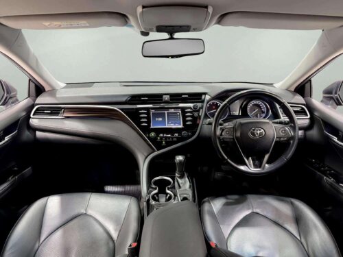 2020-toyota-camry-2-0-g-1s1296-slide-thumbnail-4