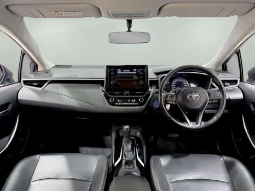 2020-toyota-corolla-altis-1-8-hybrid-entry-1s1306-slide-thumbnail-4