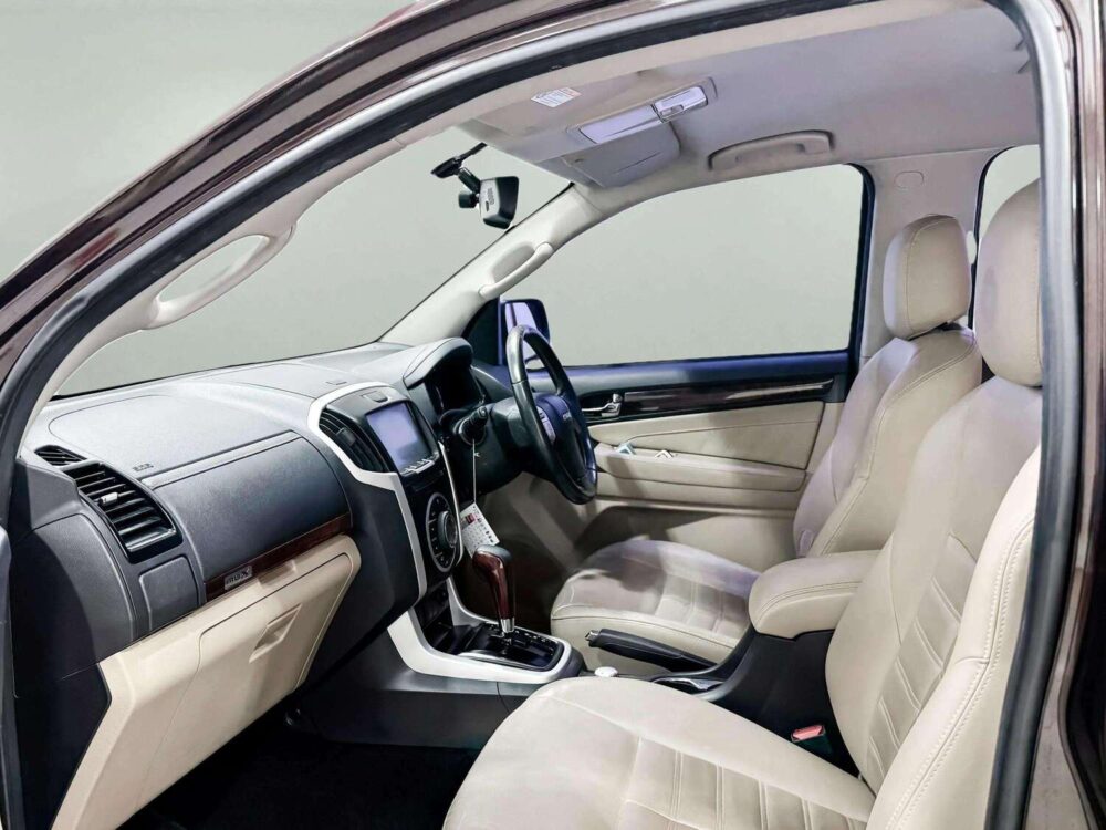 2017 ISUZU MU-X 3.0 DVD Navi. 4x4  [1P2590] - 6