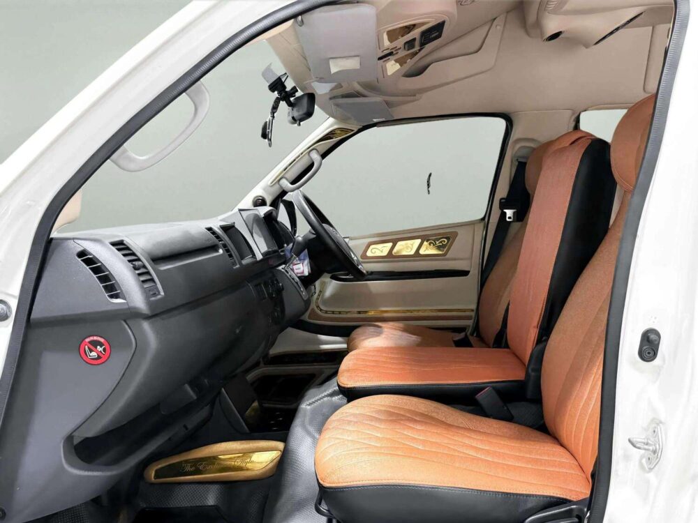 2019 TOYOTA COMMUTER 3.0 D4D  [1P2599V] - 6