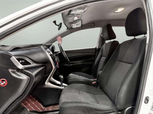 2018-toyota-yaris-ativ-1-2-g-1t0024v-slide-thumbnail-5