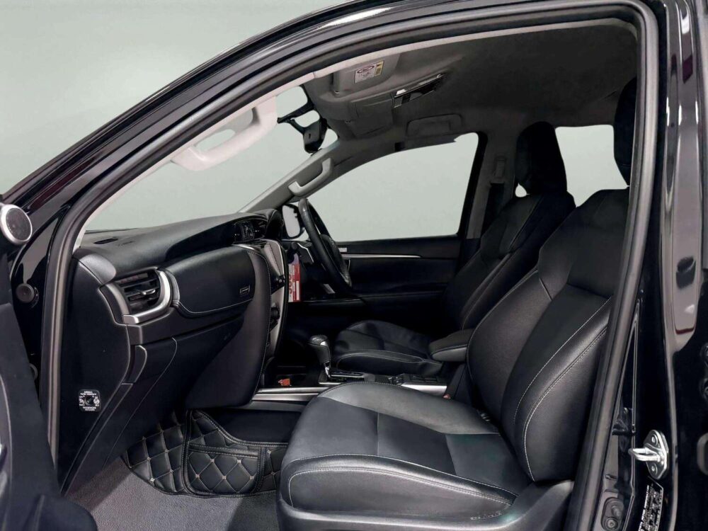 2024 TOYOTA FORTUNER 2.4 LEADER V [1N0056] - 5