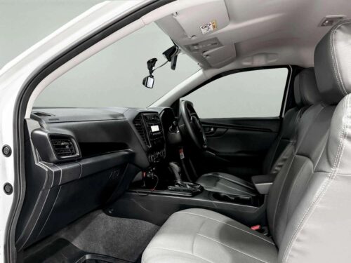 2022-isuzu-d-max-1-9-s-1p2607v-slide-thumbnail-5