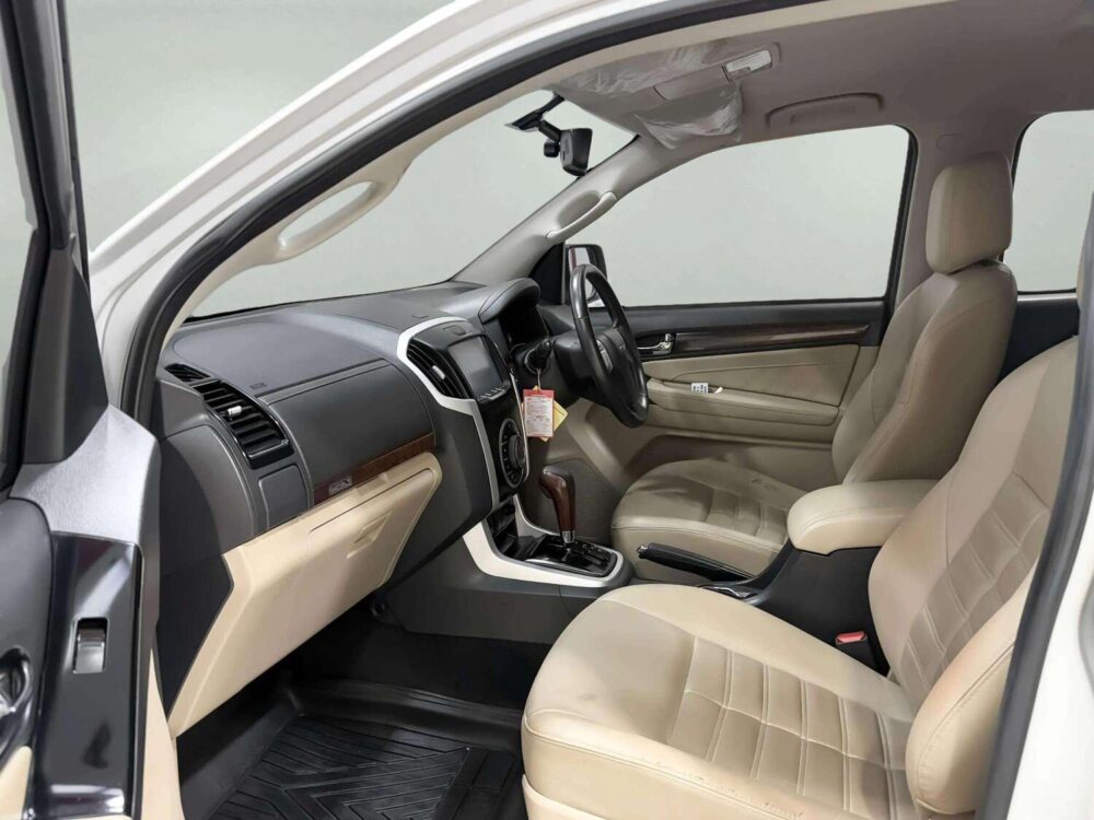 2018 ISUZU MU-X 3.0 DVD Navi. 4x2  [1P2379] - 6