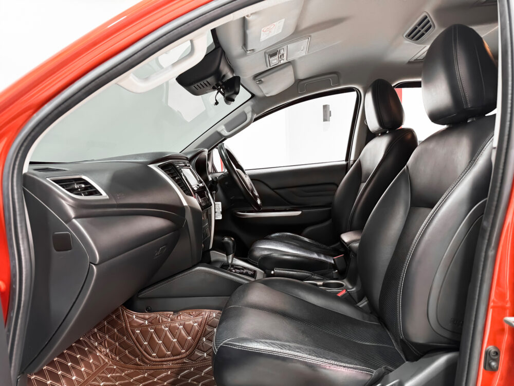 2019 MITSUBISHI TRITON 2.4 GT PREMIUM PLUS  [1N0066] - 6