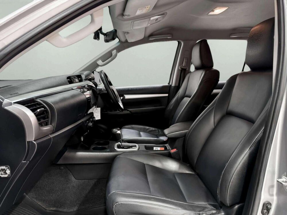 2020 TOYOTA HILUX REVO 2.8 G 4WD [1A0029] - 5