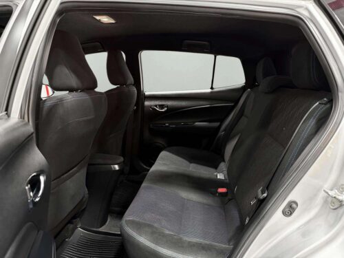 2018-toyota-yaris-1-2-g-1s1282v-slide-thumbnail-5
