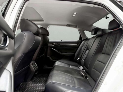 2020-honda-accord-2-0-hybrid-tech-1s1295-slide-thumbnail-6