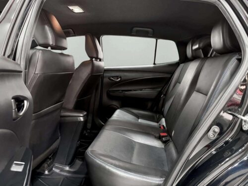 2020-toyota-yaris-1-2-sport-premium-1s1303-slide-thumbnail-6