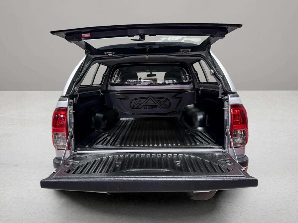 2020 TOYOTA HILUX REVO 2.4 E PRERUNNER [1P2610] - 7