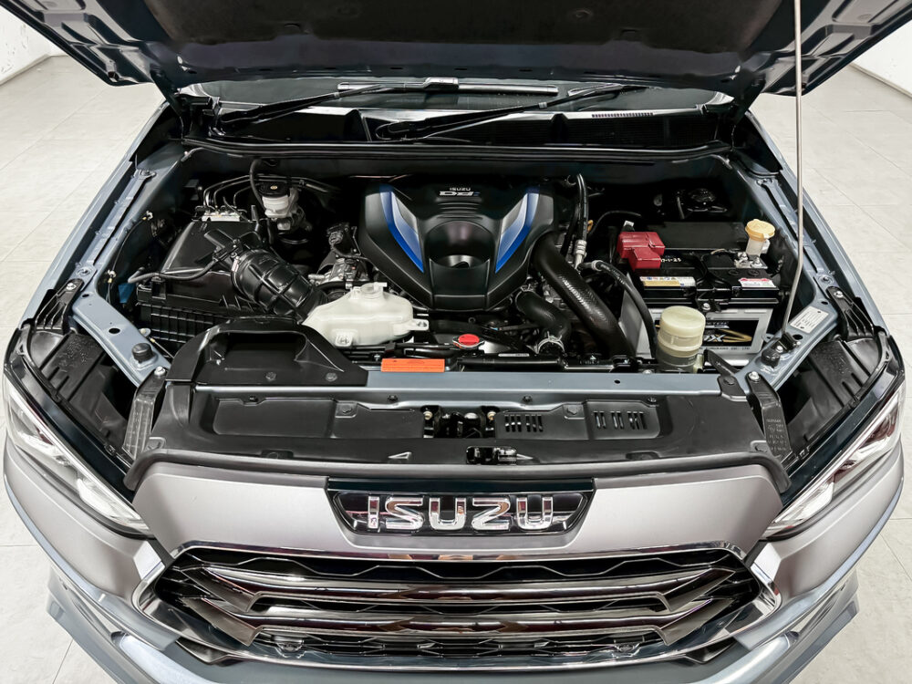 2023 ISUZU MU-X 3.0 ULTIMATE (PHANTOM COLLECTION)  [1D0015] - 9