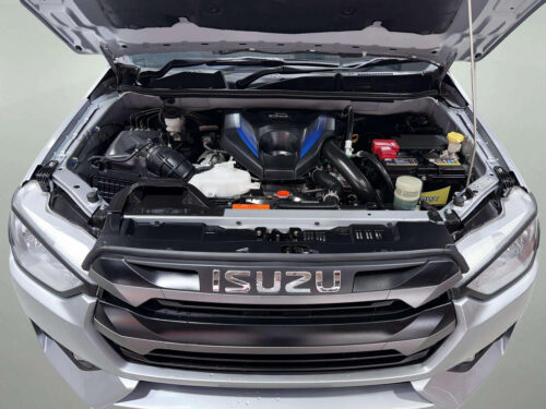 2022-isuzu-d-max-3-0-s-4wd-1p2485-slide-thumbnail-8