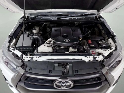 2020-toyota-hilux-revo-2-4-prerunner-entry-smart-cab-1n0063-slide-thumbnail-8