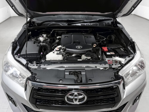 2020-toyota-hilux-revo-2-4-z-edition-e-1c0023-slide-thumbnail-8