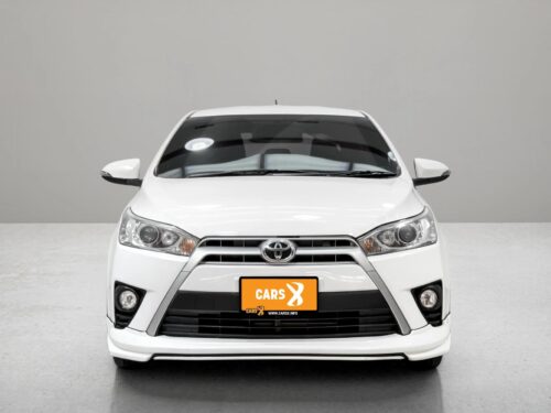 2016-toyota-yaris-1-2-g-1c0071-slide-thumbnail-1