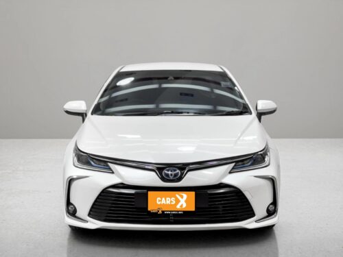 2020-toyota-corolla-altis-1-8-hybrid-high-1p2647v-slide-thumbnail-1