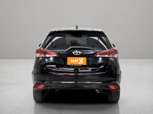 2020-toyota-yaris-1-2-g-1n0087-slide-thumbnail-2