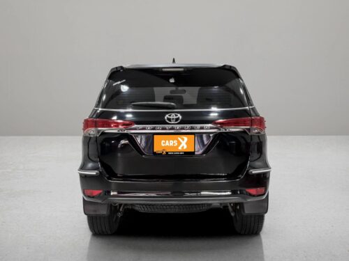 2019-toyota-fortuner-2-4-v-1c0066v-slide-thumbnail-2