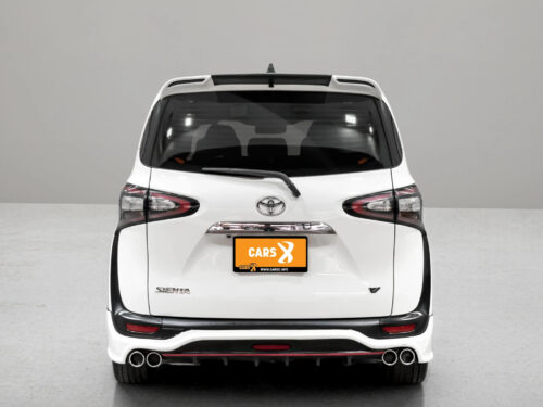 2017-toyota-sienta-1-5-v-1d0083v-slide-thumbnail-2