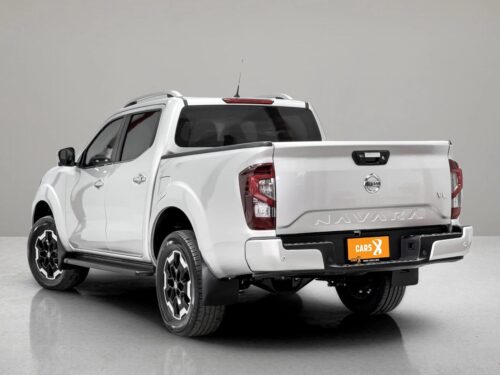 2021-nissan-navara-2-3-vl-4wd-1s1261-slide-thumbnail-3