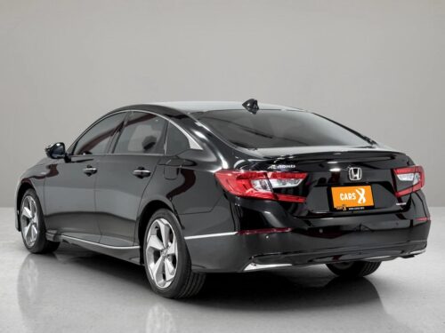2020-honda-accord-2-0-hybrid-tech-1p2681-slide-thumbnail-3