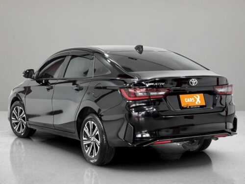 2025-toyota-yaris-ativ-1-2-smart-1t0032v-slide-thumbnail-3