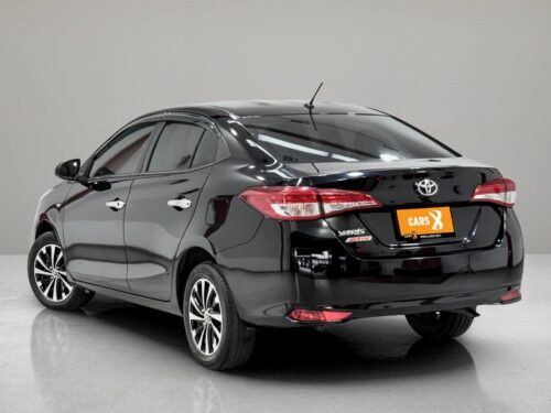 2021-toyota-yaris-ativ-1-2-entry-1p2678v-slide-thumbnail-3