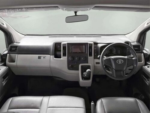 2020-toyota-commuter-2-8-1p2533-slide-thumbnail-4
