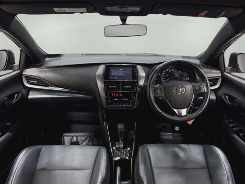 2021-toyota-yaris-1-2-sport-1d0055v-slide-thumbnail-4